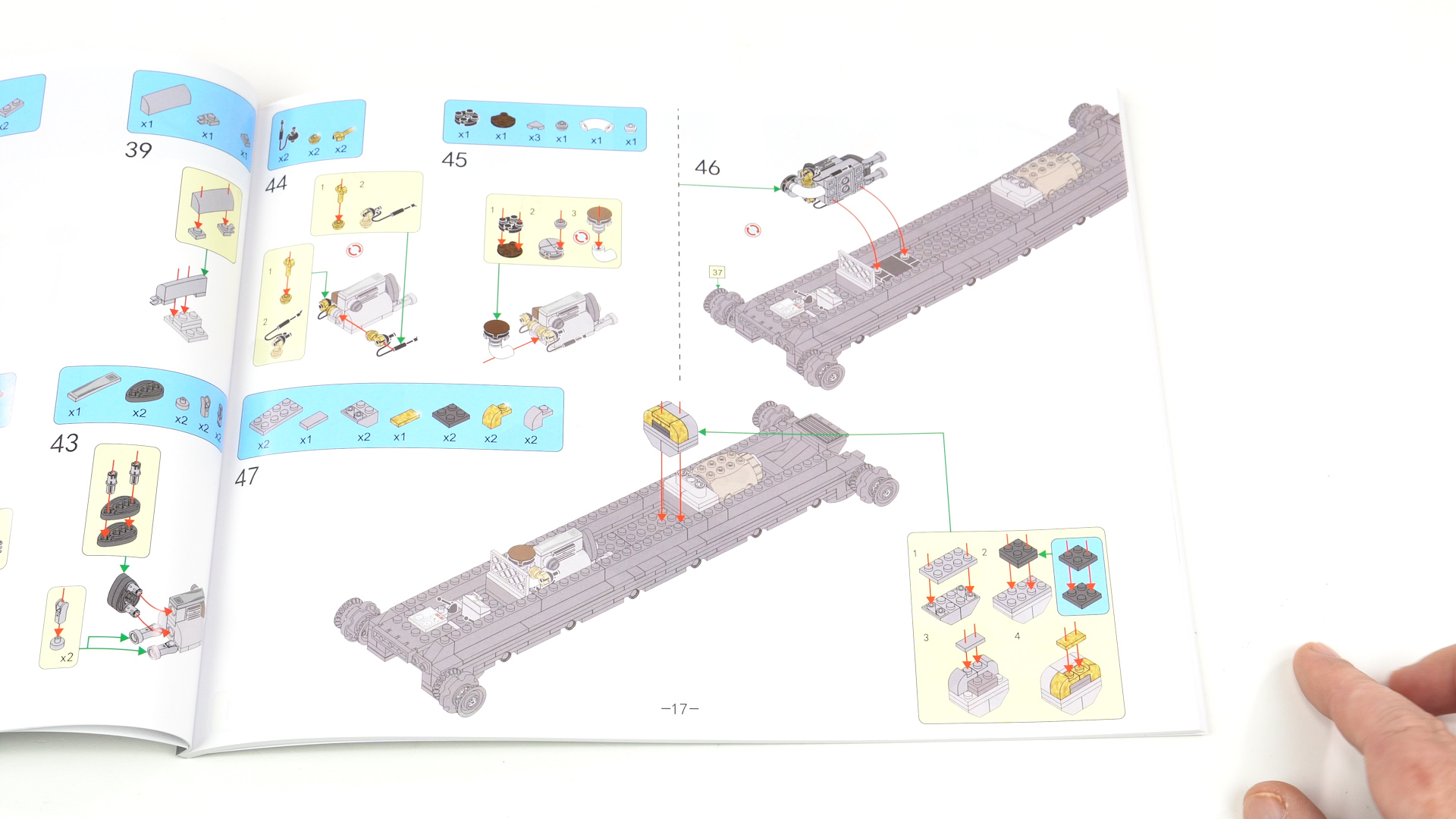 Panlos 628006-628009: Various Military Vehicles with Panlos Mini Figures