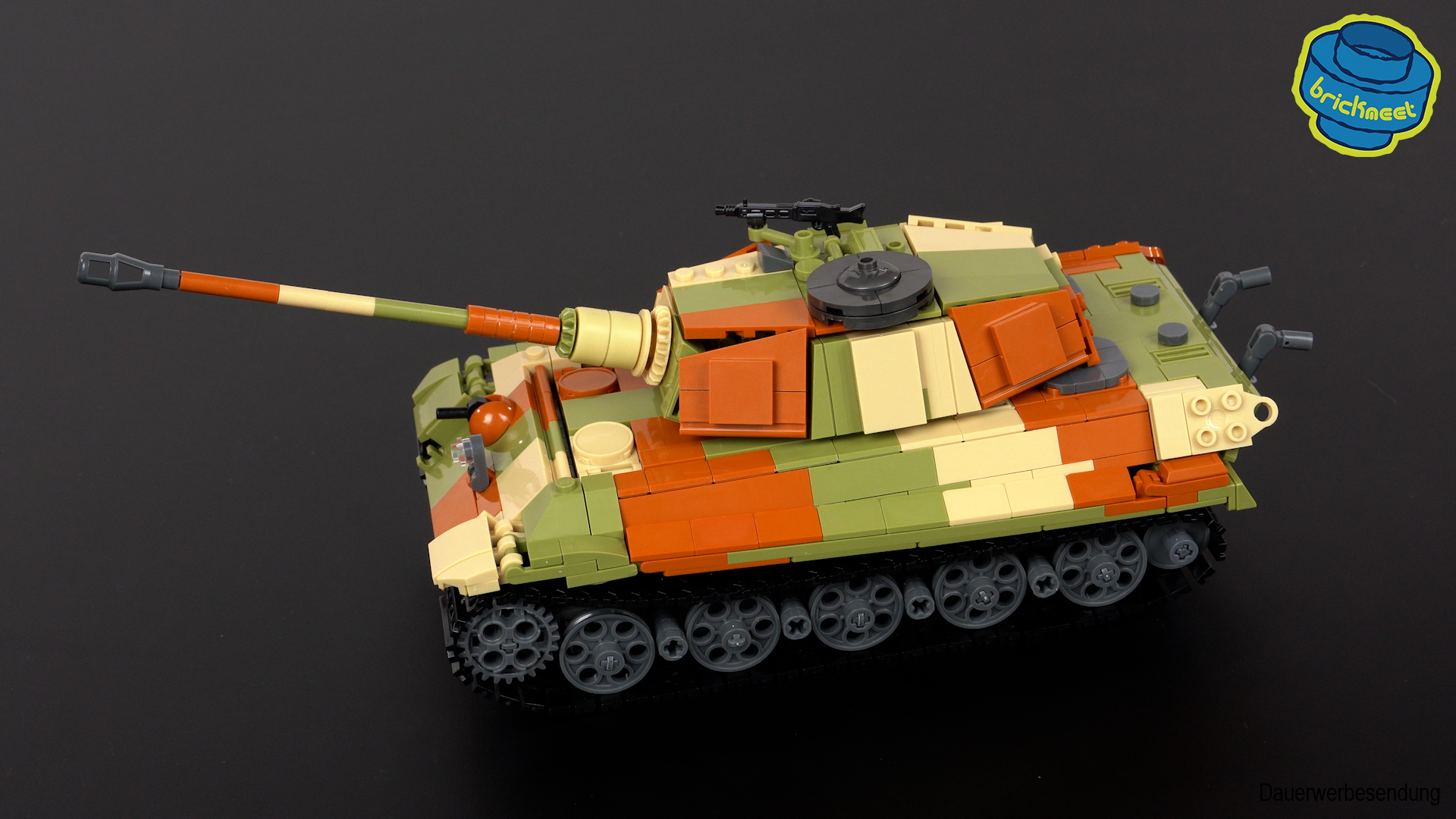 Sluban Military WW2 IS-2 Heavy Tank-AFOBRICK